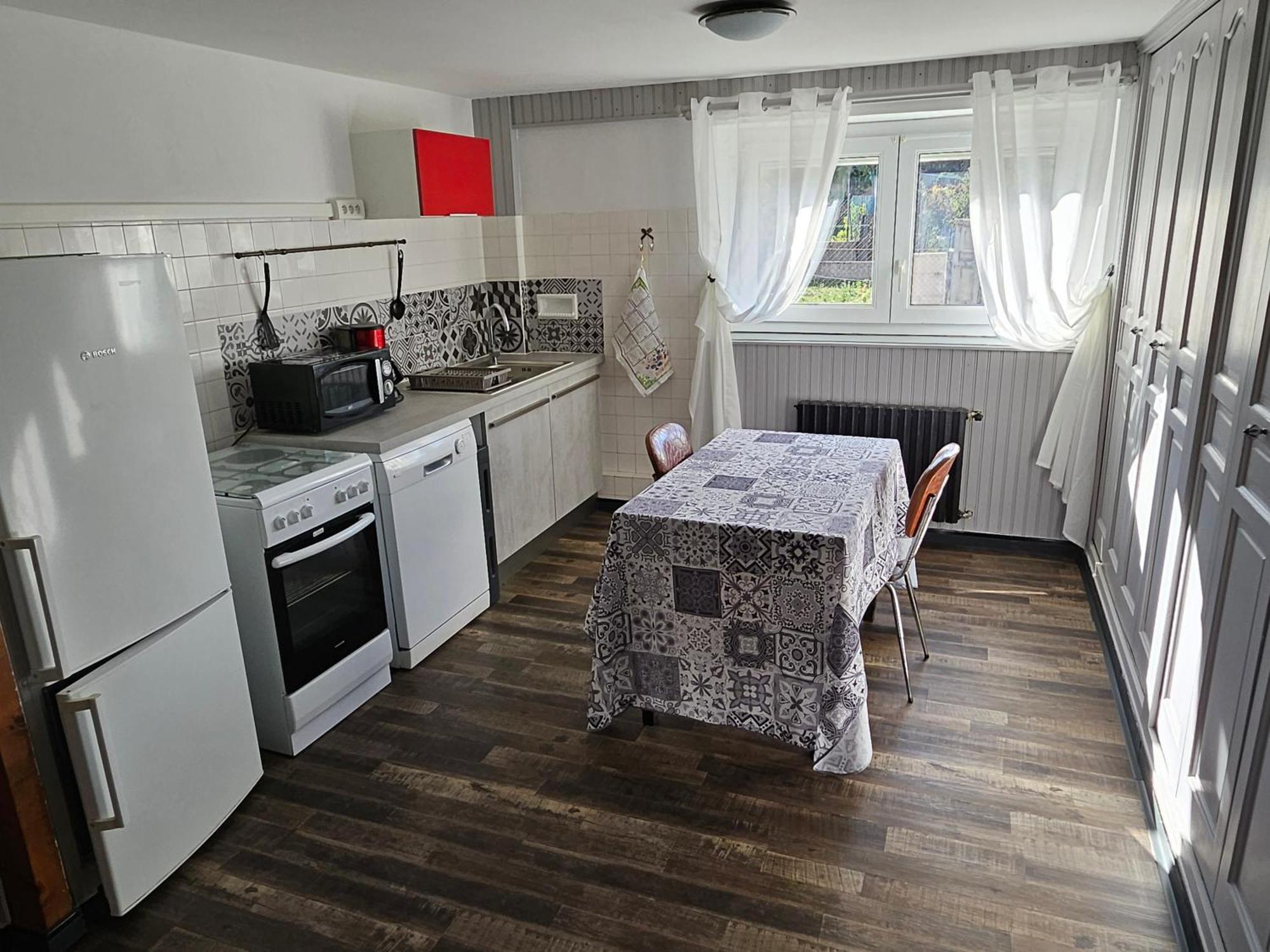 La Bourzede Appartement Langeac Buitenkant foto