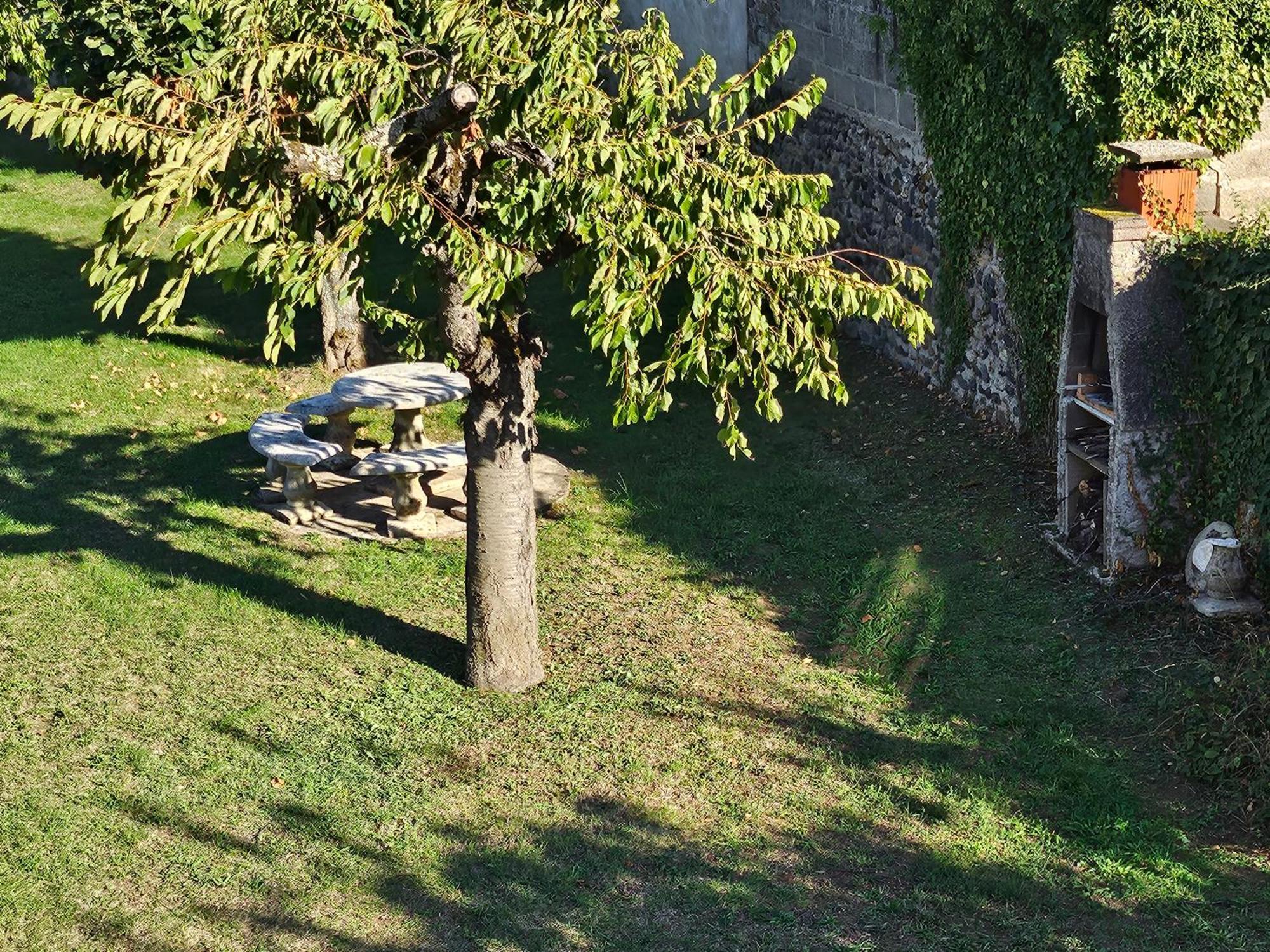 La Bourzede Appartement Langeac Buitenkant foto