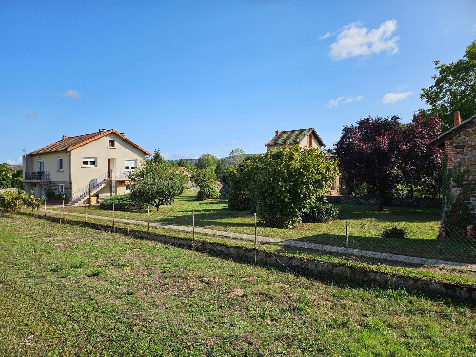 La Bourzede Appartement Langeac Buitenkant foto